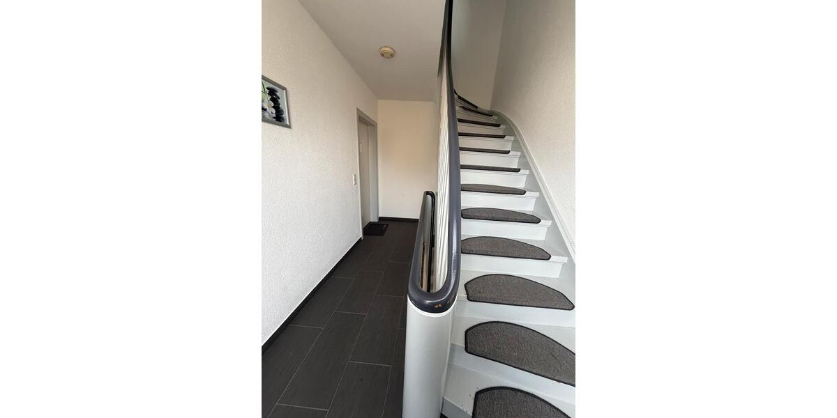 Doppelhaushälfte Herford Falkendiek - 8 Zimmer, 190 m&sup2;, 429.000&euro; | Angebot:26022357