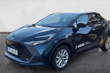 Toyota C-HR 1.500 km 36.490 &euro; Porta Westfalica 32457