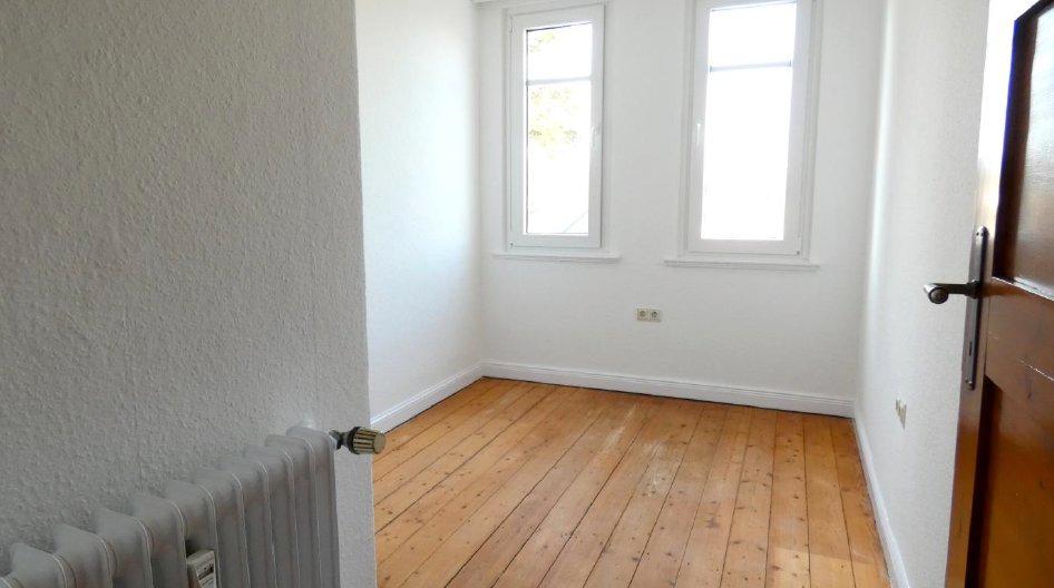 Dachgeschoßwohnung Bad Salzuflen - 4 Zimmer, 80 m&sup2;, 750&euro; | Angebot:26258510