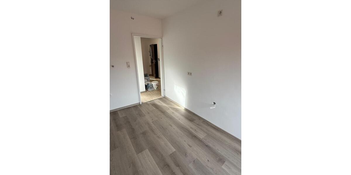 Dachgeschoßwohnung Rodenberg - 3 Zimmer, 56 m&sup2;, 495&euro; | Angebot:26251180