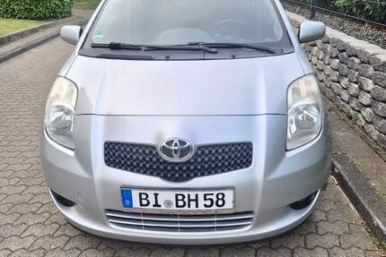 Toyota Yaris 242.000 km 1.999 &euro; Herford 32049
