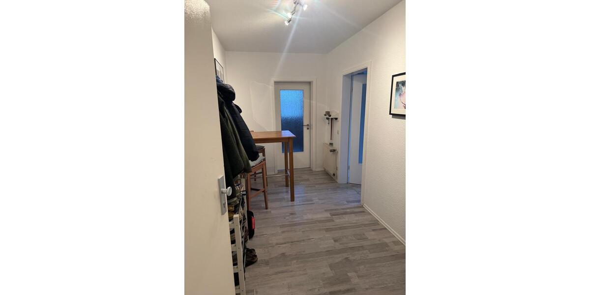 Etagenwohnung Lauenhagen - 3 Zimmer, 63 m&sup2;, 570&euro; | Angebot:26225381