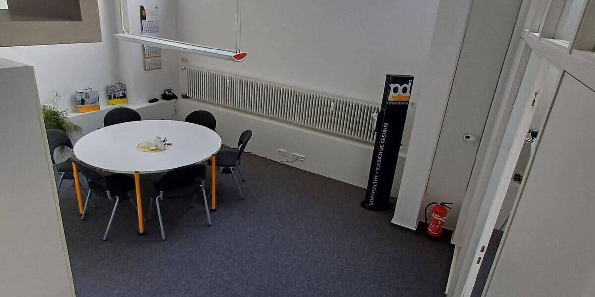 Gewerbeobjekt Lemgo - 5 Zimmer, 150 m&sup2;, 900&euro; | Angebot:25745554