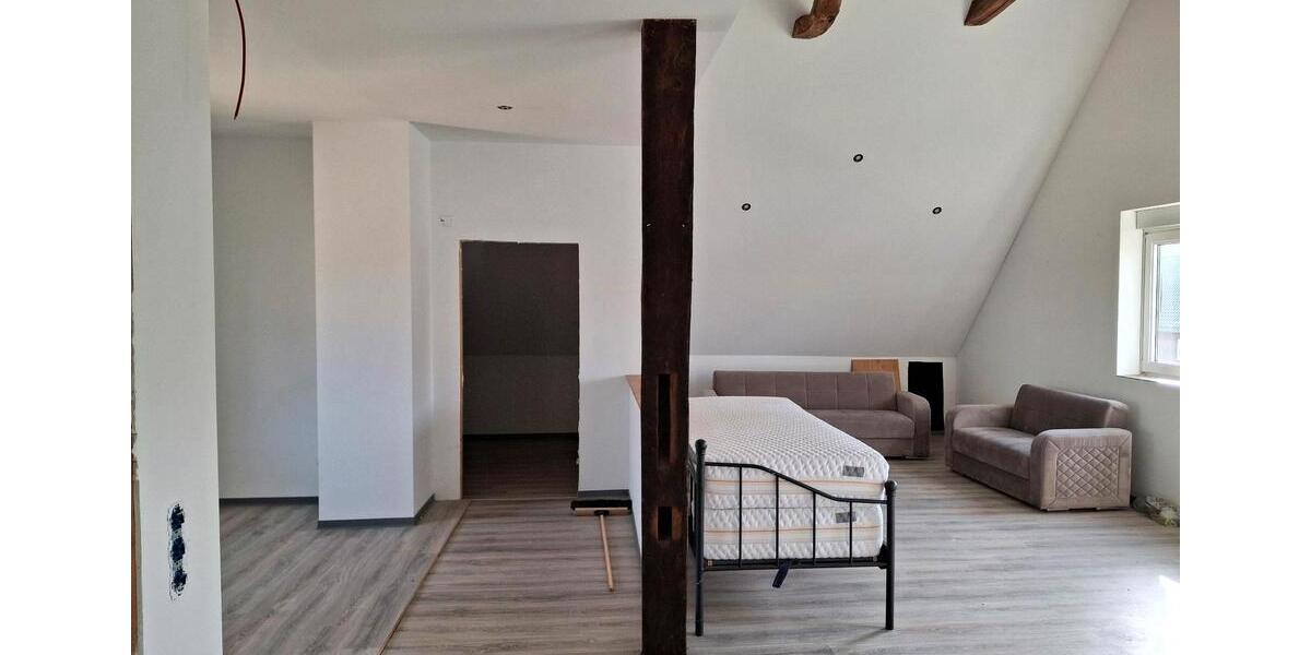 Einfamilienhaus Extertal - 6 Zimmer, 200 m&sup2;, 95.000&euro; | Angebot:25408054