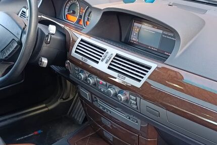 BMW 750 195.000 km 4.000 &euro; BAD OEYNHAUSEN 32545