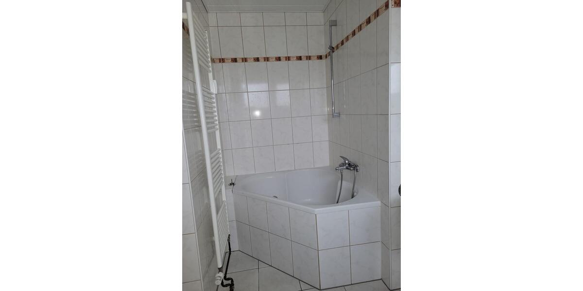 Etagenwohnung Stolzenau - 4 Zimmer, 90 m&sup2;, 125.000&euro; | Angebot:22583431