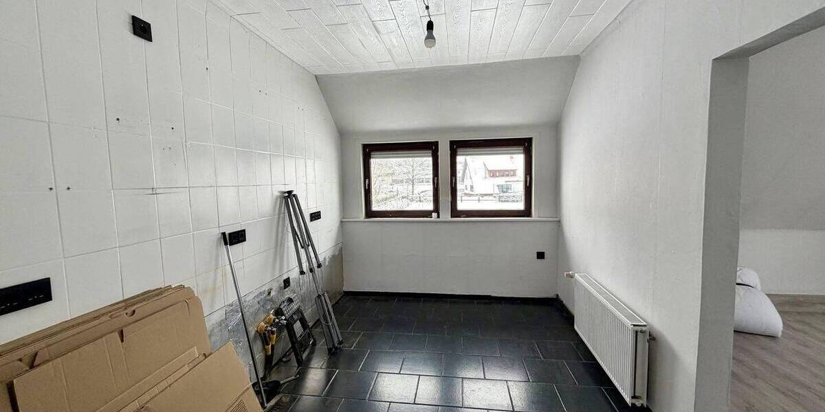 Mehrfamilienhaus, Wohnhaus Kirchlengern Südlengern - 8 Zimmer, 186 m&sup2;, 259.000&euro; | Angebot:25663797