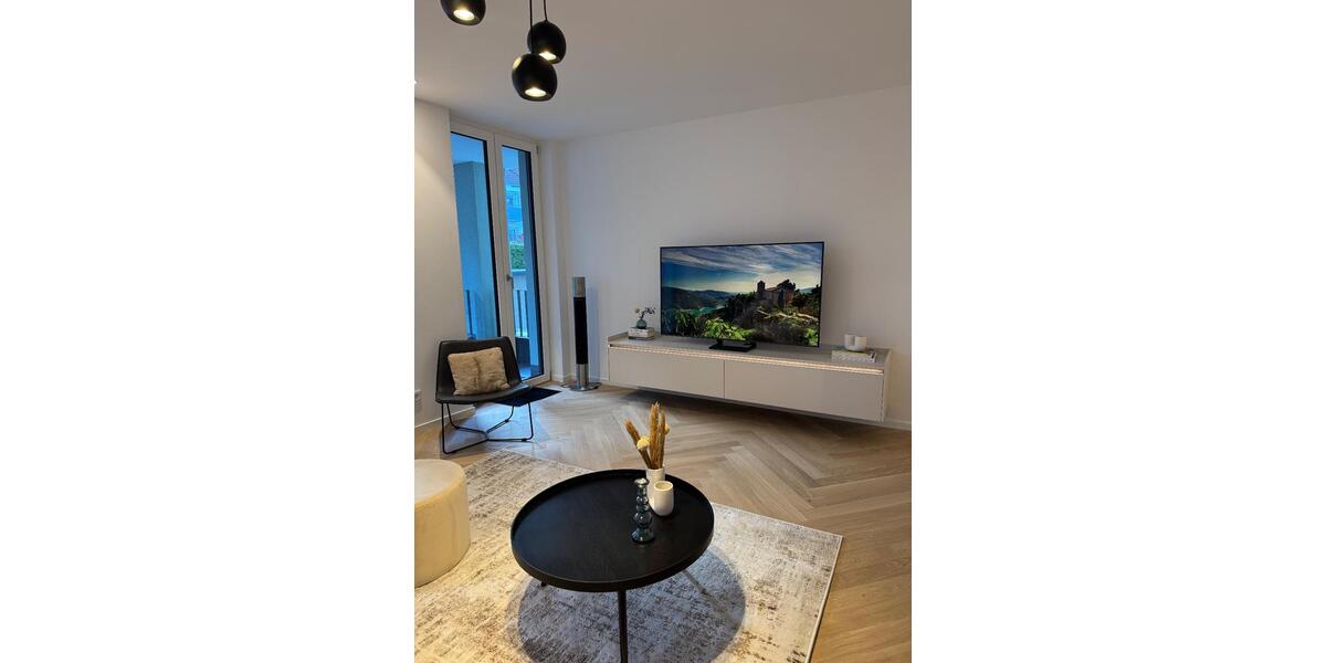 Erdgeschoßwohnung Bünde - 1 Zimmer, 96 m&sup2;, 1.999&euro; | Angebot:19117124