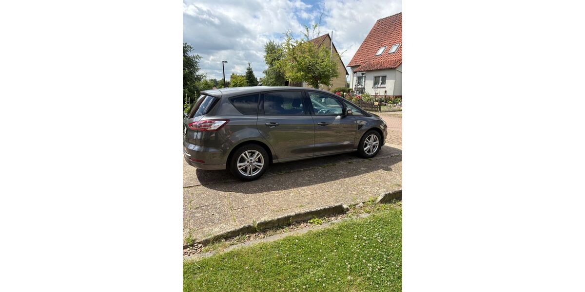 Ford S-Max 119.819 km 17.500 &euro; Bückeburg 31685