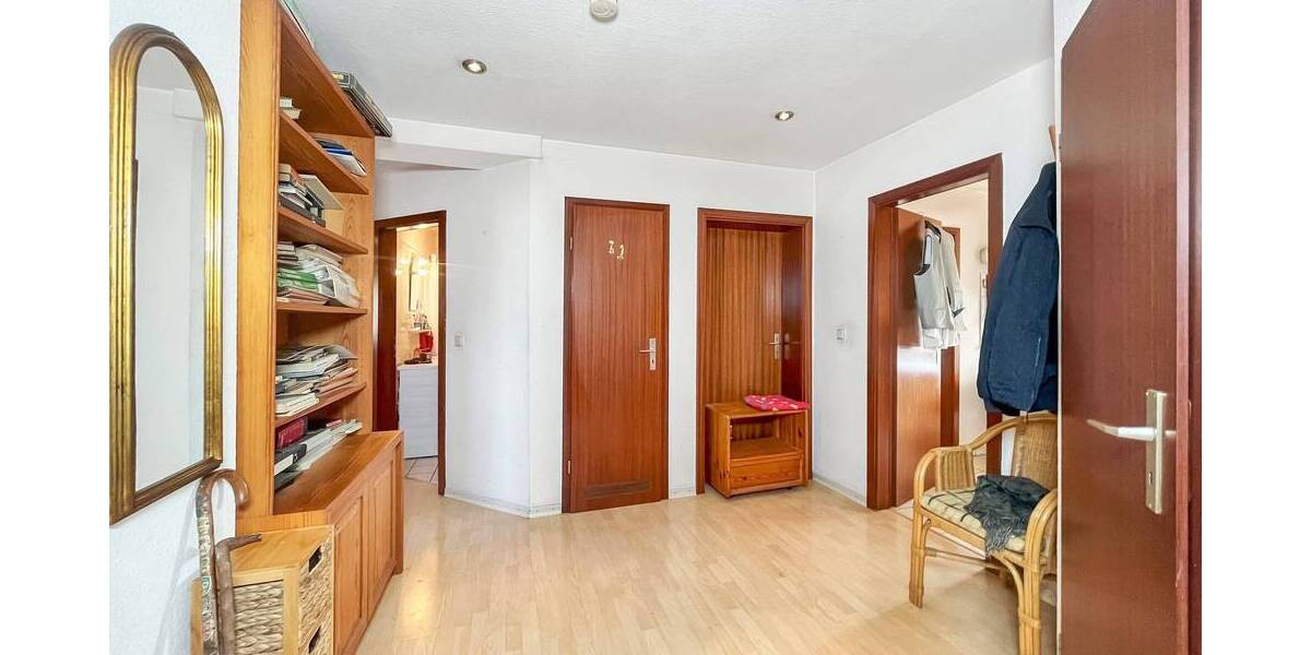 Etagenwohnung Rinteln - 3 Zimmer, 76 m&sup2;, 102.000&euro; | Angebot:25685695