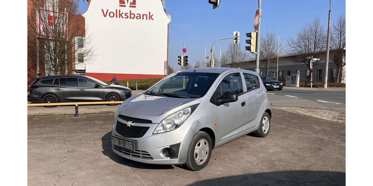 Chevrolet Spark 205.000 km 1.590 &euro; Herford 32049