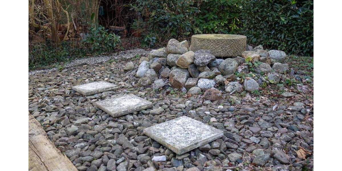 Einfamilienhaus Vlotho - 7 Zimmer, 165 m&sup2;, 175.000&euro; | Angebot:25716921