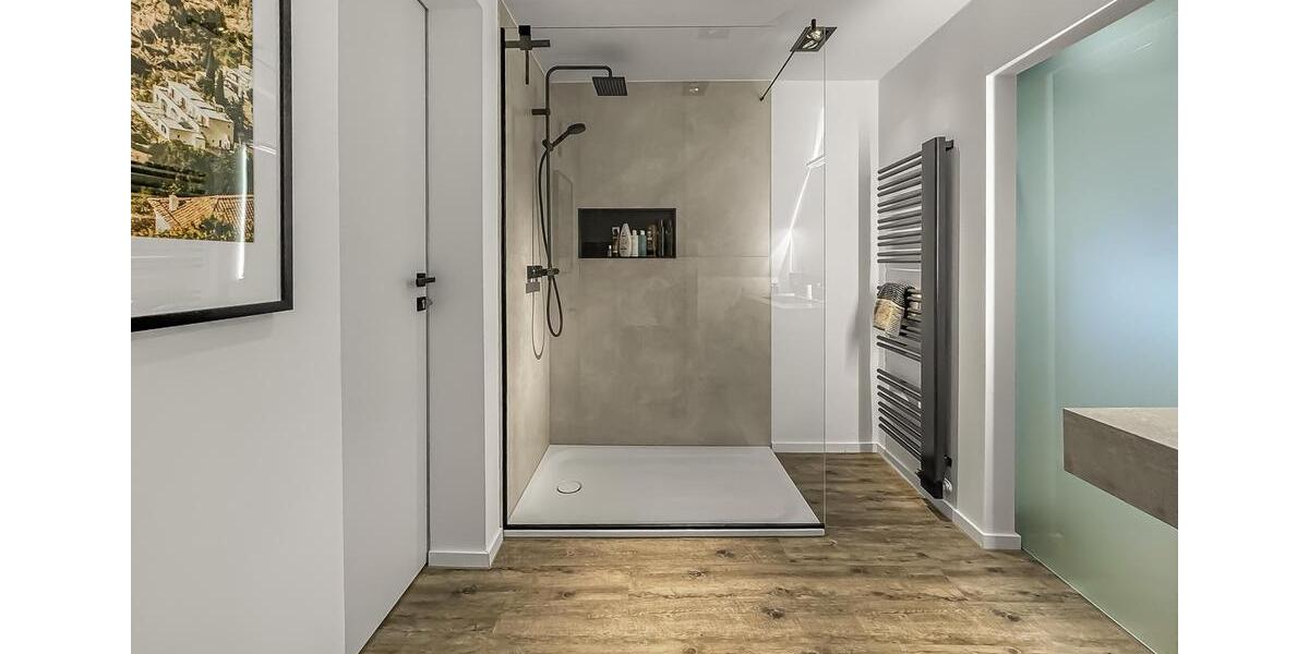 Dachgeschoßwohnung Lemgo - 2 Zimmer, 85 m&sup2;, 900&euro; | Angebot:26579037