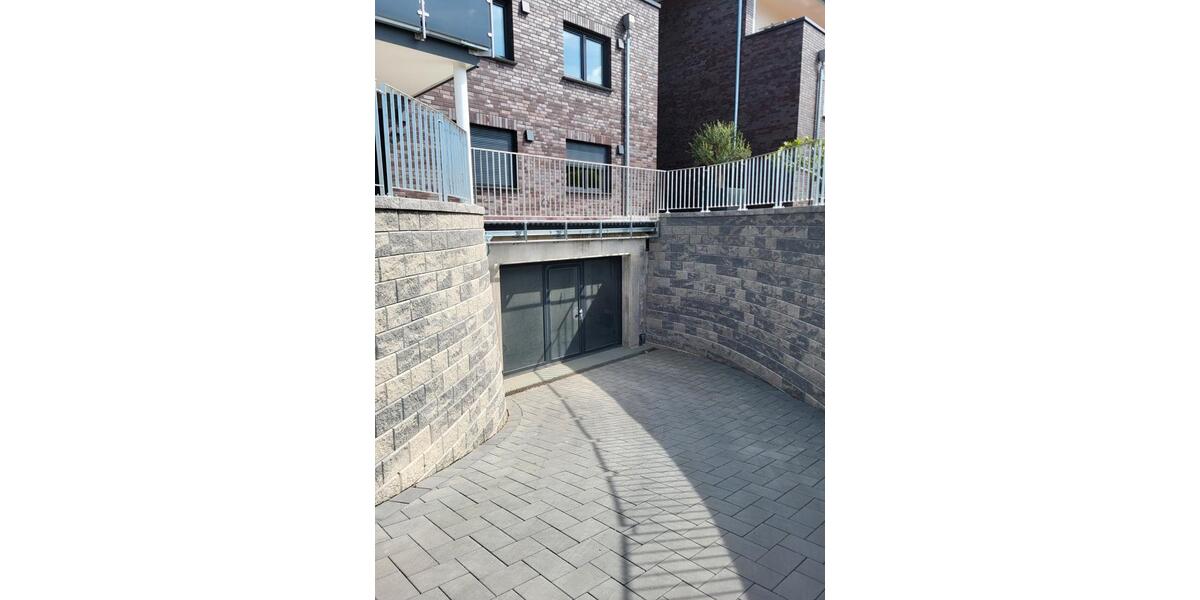 Erdgeschoßwohnung Porta Westfalica - 3 Zimmer, 101 m&sup2;, 1.360&euro; | Angebot:26479422