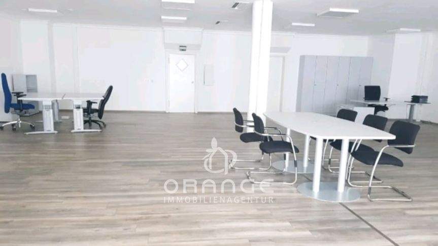 Gewerbeobjekt Bad Salzuflen Innenstadt - 3 Zimmer, 155 m&sup2;, 180.000&euro; | Angebot:25670712