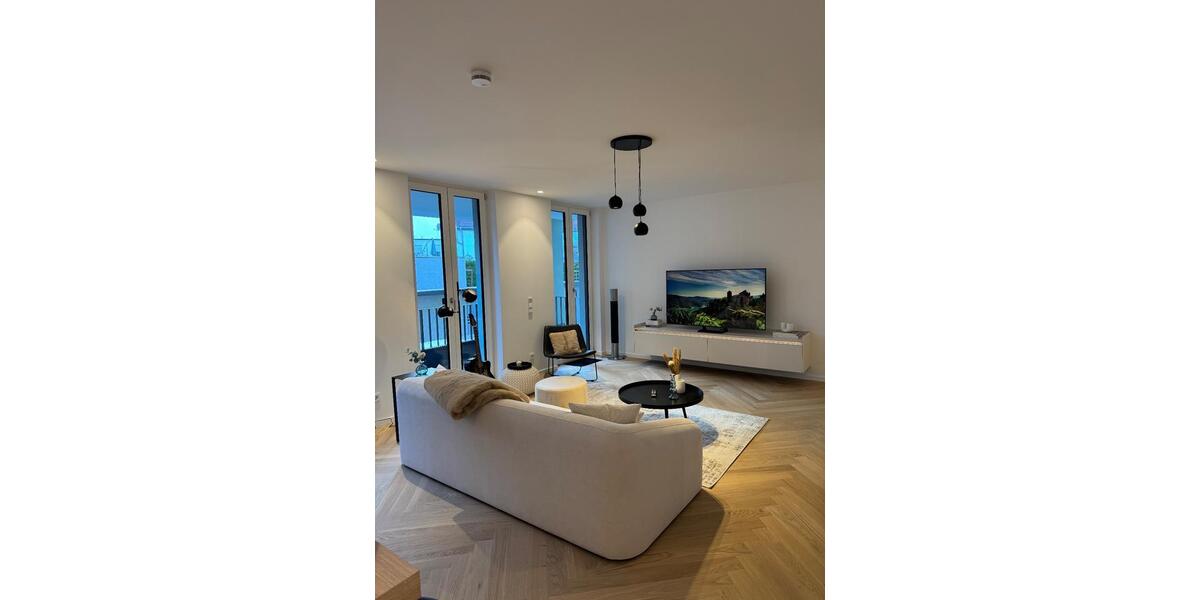 Erdgeschoßwohnung Bünde - 1 Zimmer, 96 m&sup2;, 1.999&euro; | Angebot:19117124