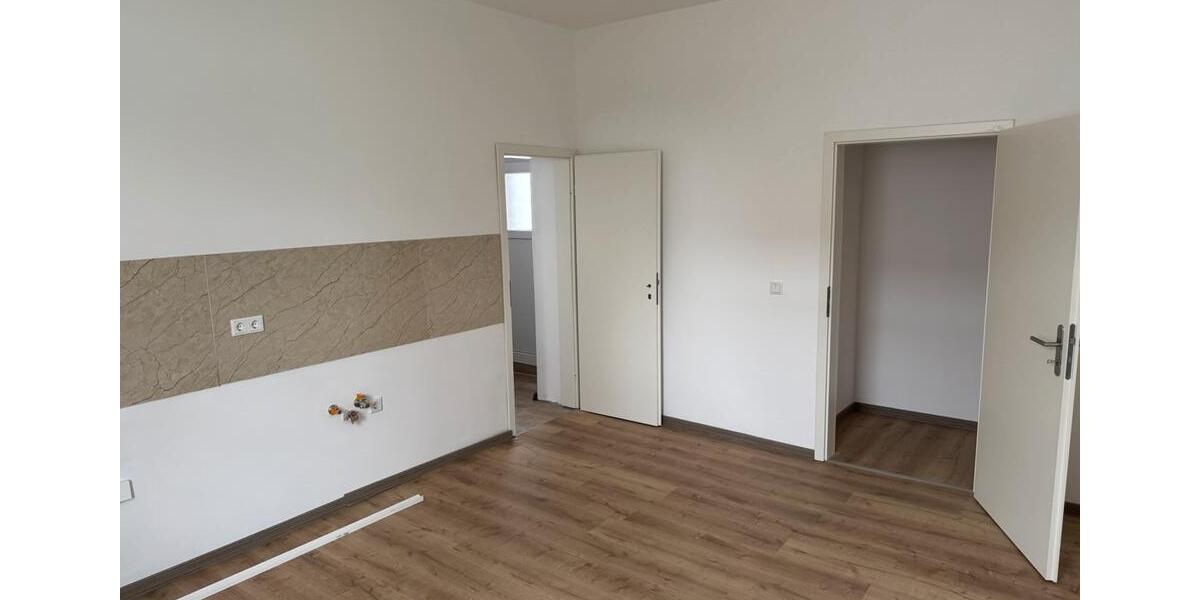 Erdgeschoßwohnung Preußisch Oldendorf - 1 Zimmer, 75 m&sup2;, 880&euro; | Angebot:26143092