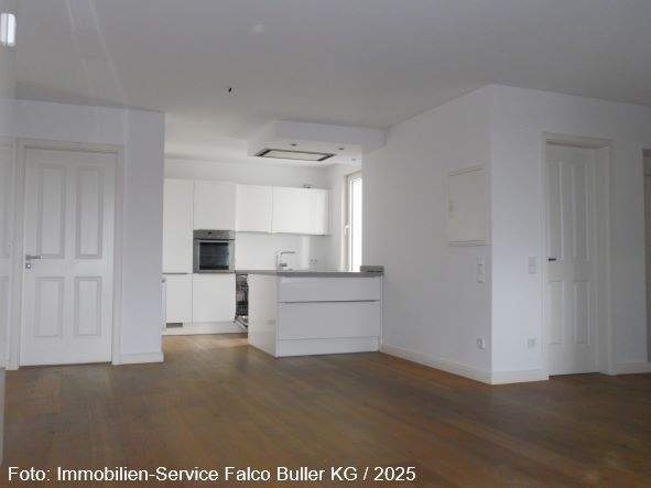 Etagenwohnung Bad Oeynhausen Innenstadt - 2 Zimmer, 122 m&sup2;, 255.000&euro; | Angebot:25733602