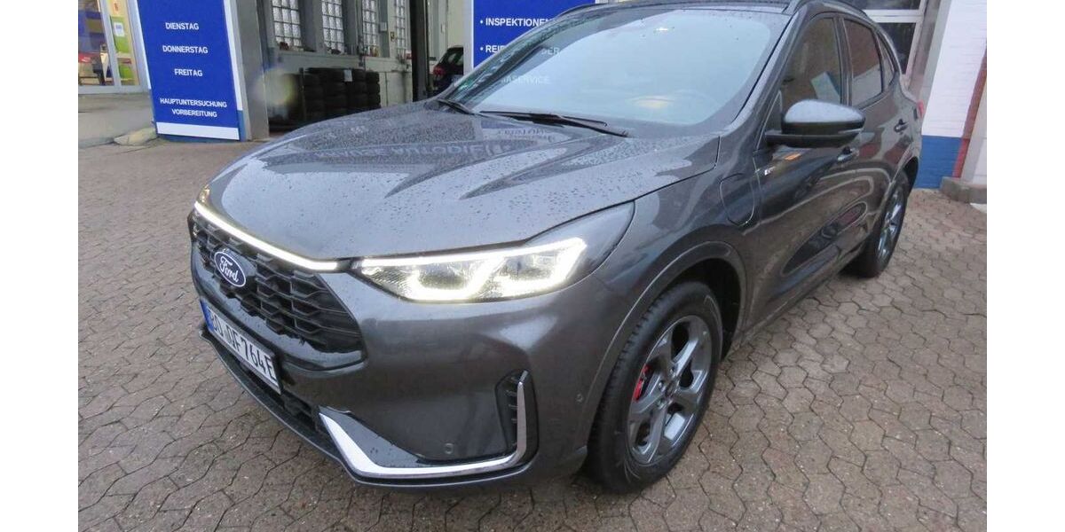 Ford Kuga 9.835 km 38.750 &euro; Petershagen 32469