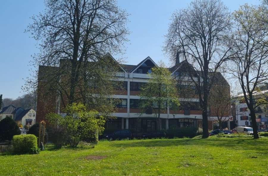 Etagenwohnung Porta Westfalica Hausberge - 4 Zimmer, 95 m&sup2;, 182.000&euro; | Angebot:26960628