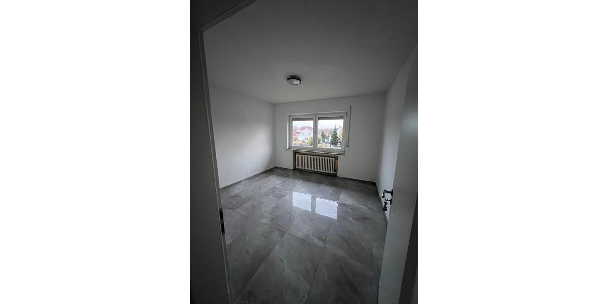 Dachgeschoßwohnung Bad Oeynhausen Dehme - 3 Zimmer, 75 m&sup2;, 1.100&euro; | Angebot:25949038