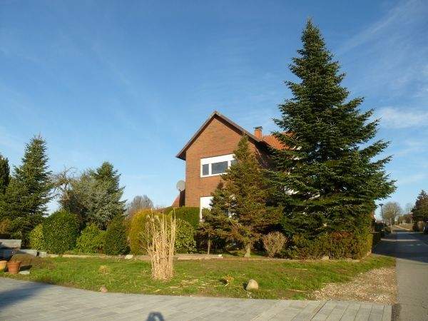 Mehrfamilienhaus, Wohnhaus Enger Westerenger - 7 Zimmer, 180 m&sup2;, 240.000&euro; | Angebot:25695514