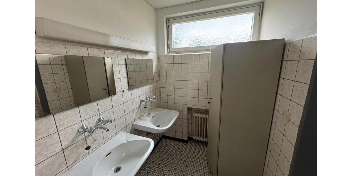 Gewerbeobjekt Bad Salzuflen Ehrsen-Breden - 1.200&euro; | Angebot:23863432