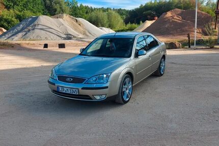 Ford Mondeo 155.000 km 5.199 &euro; Kalletal 32689