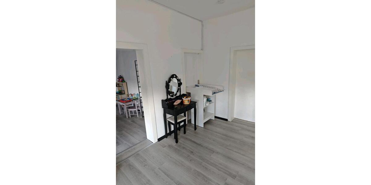 Etagenwohnung Minden Bärenkämpen - 4 Zimmer, 120 m&sup2;, 700&euro; | Angebot:25882202