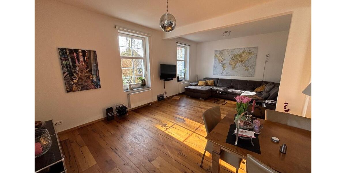 Hochparterre Herford Diebrock - 3 Zimmer, 139 m&sup2;, 1.200&euro; | Angebot:25900418