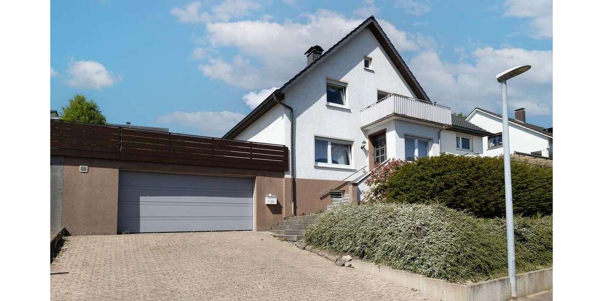 Einfamilienhaus Hiddenhausen - 8 Zimmer, 177 m&sup2;, 250.000&euro; | Angebot:25149368