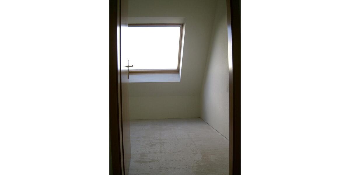 Dachgeschoßwohnung Minden Bärenkämpen - 4 Zimmer, 105 m&sup2;, 280.000&euro; | Angebot:25804671