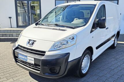 Peugeot Expert 136.800 km 6.990 &euro; Löhne 32584