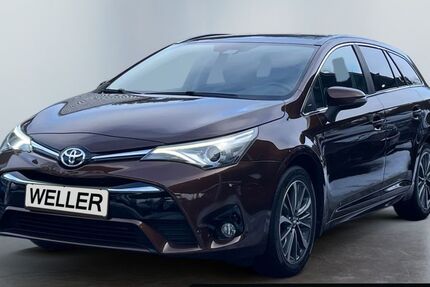Toyota Avensis 111.270 km 16.349 &euro; Herford 32049