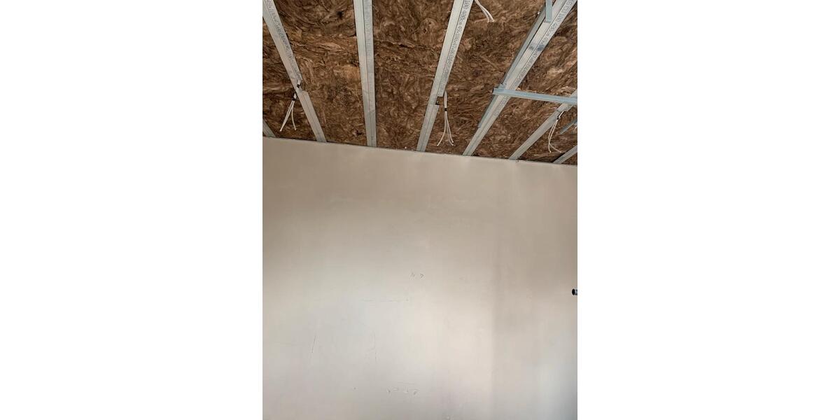 Dachgeschoßwohnung Lübbecke - 2 Zimmer, 65 m&sup2;, 750&euro; | Angebot:26022955