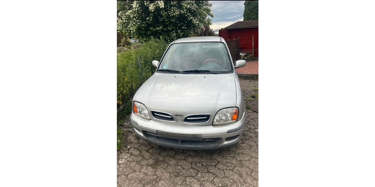 Nissan Micra 128.000 km 550 &euro; Löhne 32584