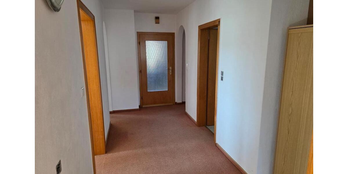Einfamilienhaus Extertal - 6 Zimmer, 160 m&sup2;, 210.000&euro; | Angebot:27010396