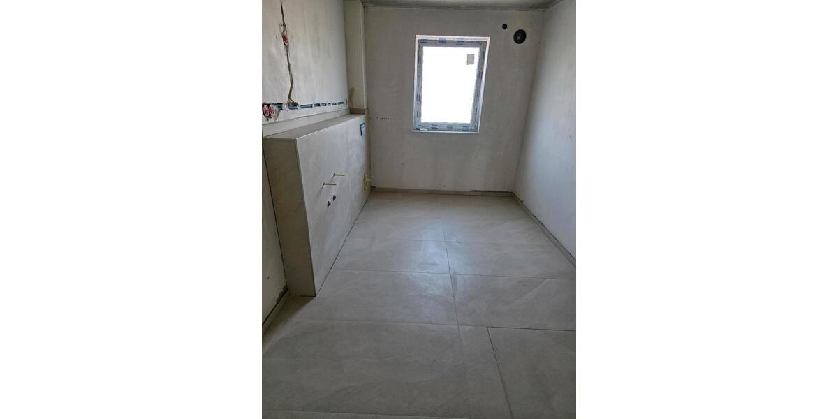 Einfamilienhaus Vlotho - 1 Zimmer, 120 m&sup2;, 1.450&euro; | Angebot:25891408