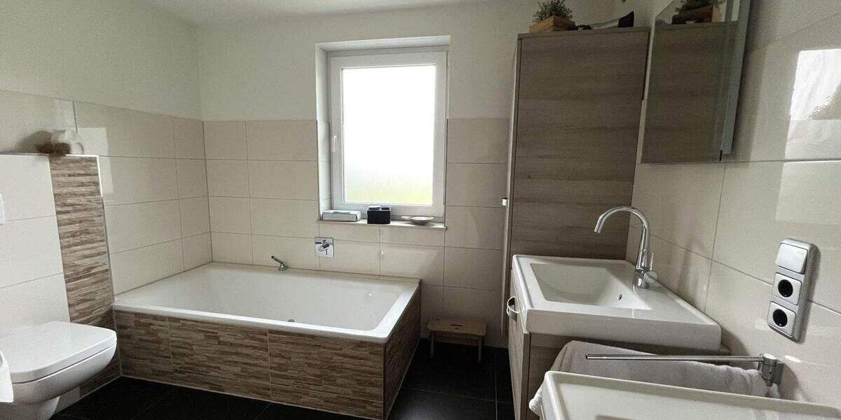 Bungalow Hille Oberlübbe - 4 Zimmer, 114 m&sup2;, 329.000&euro; | Angebot:25694954