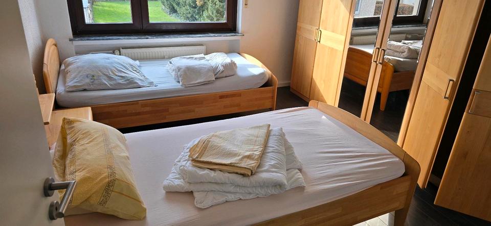 Erdgeschoßwohnung Preußisch Oldendorf - 9 Zimmer, 190 m&sup2;, 15&euro; | Angebot:25641521