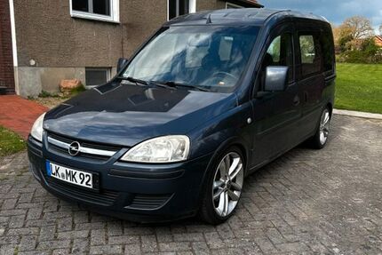 Opel Combo 326.000 km 3.299 &euro; Hüllhorst 32609