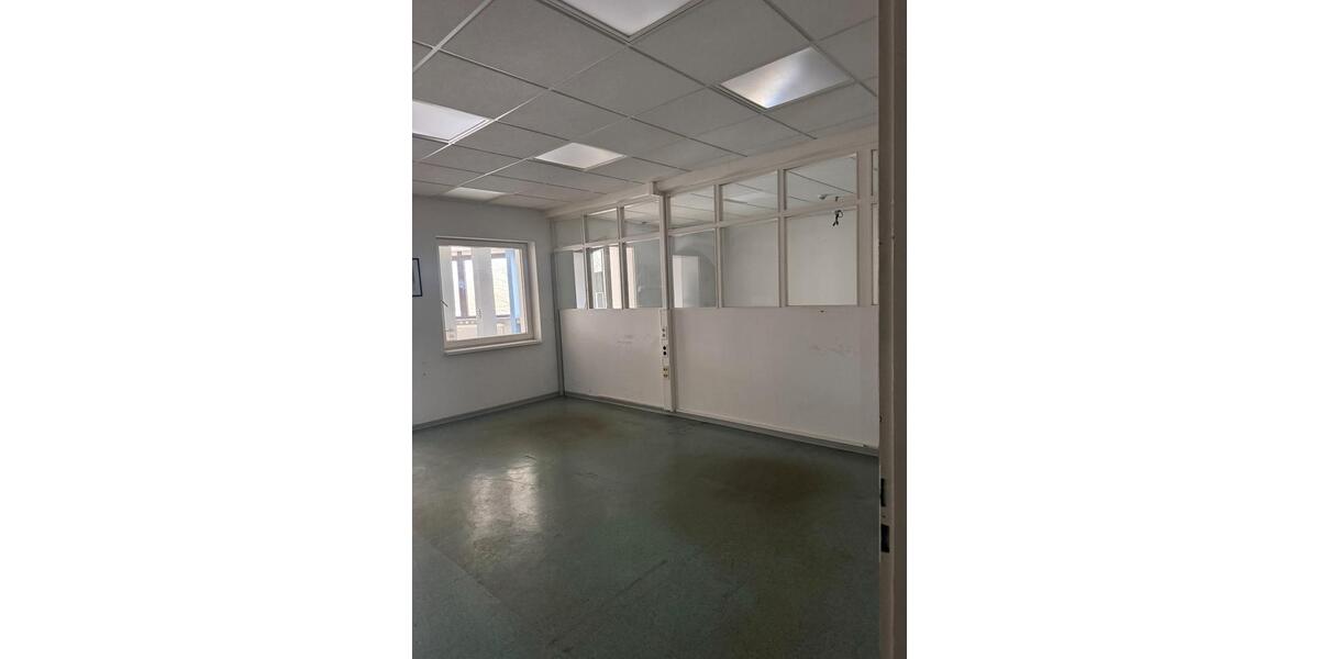 Gewerbeobjekt Bad Salzuflen Biemsen-Ahmsen - 6&euro; | Angebot:26637666