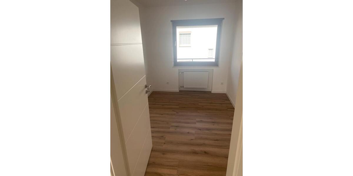 Etagenwohnung Herford - 3 Zimmer, 90 m&sup2;, 800&euro; | Angebot:26051256