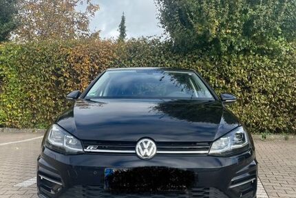 VW Golf 103.000 km 14.900 &euro; Bückeburg 31675