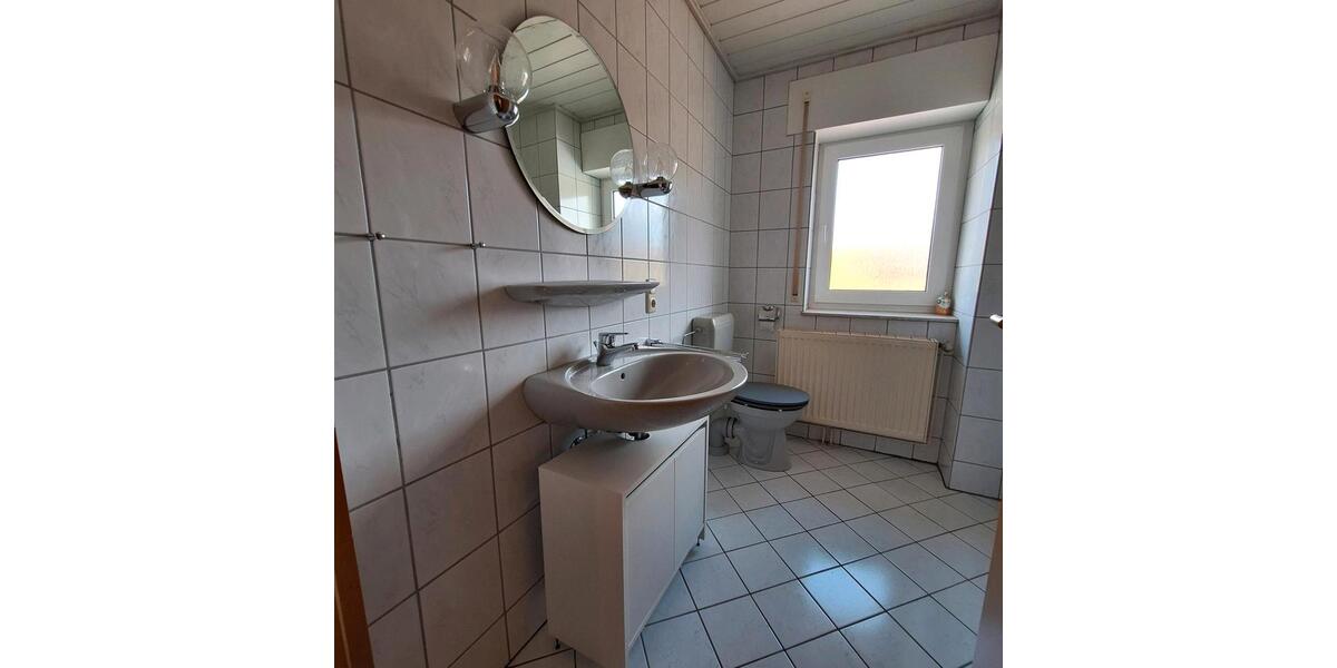 Etagenwohnung Uchte - 1 Zimmer, 60 m&sup2;, 680&euro; | Angebot:25948863