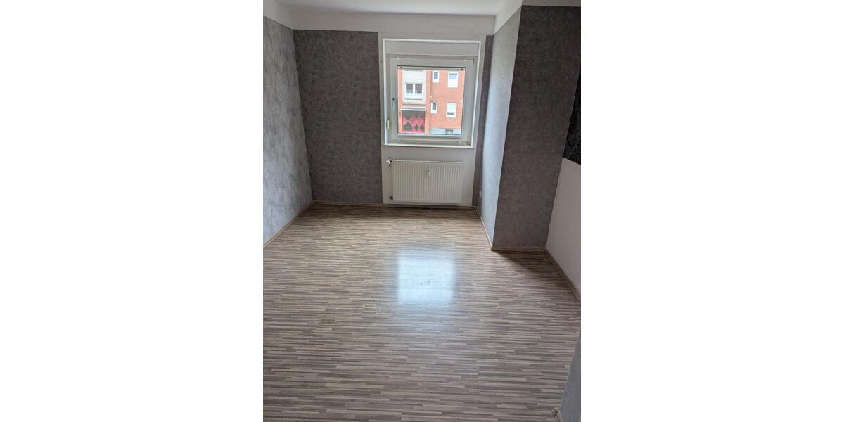 Erdgeschoßwohnung Hessisch Oldendorf - 4 Zimmer, 80 m&sup2;, 670&euro; | Angebot:25934266