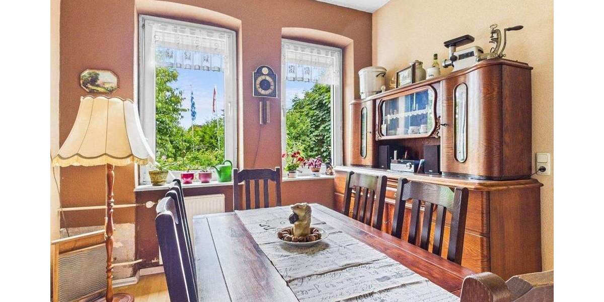 Einfamilienhaus Extertal Bösingfeld - 9 Zimmer, 200 m&sup2;, 179.000&euro; | Angebot:25686331