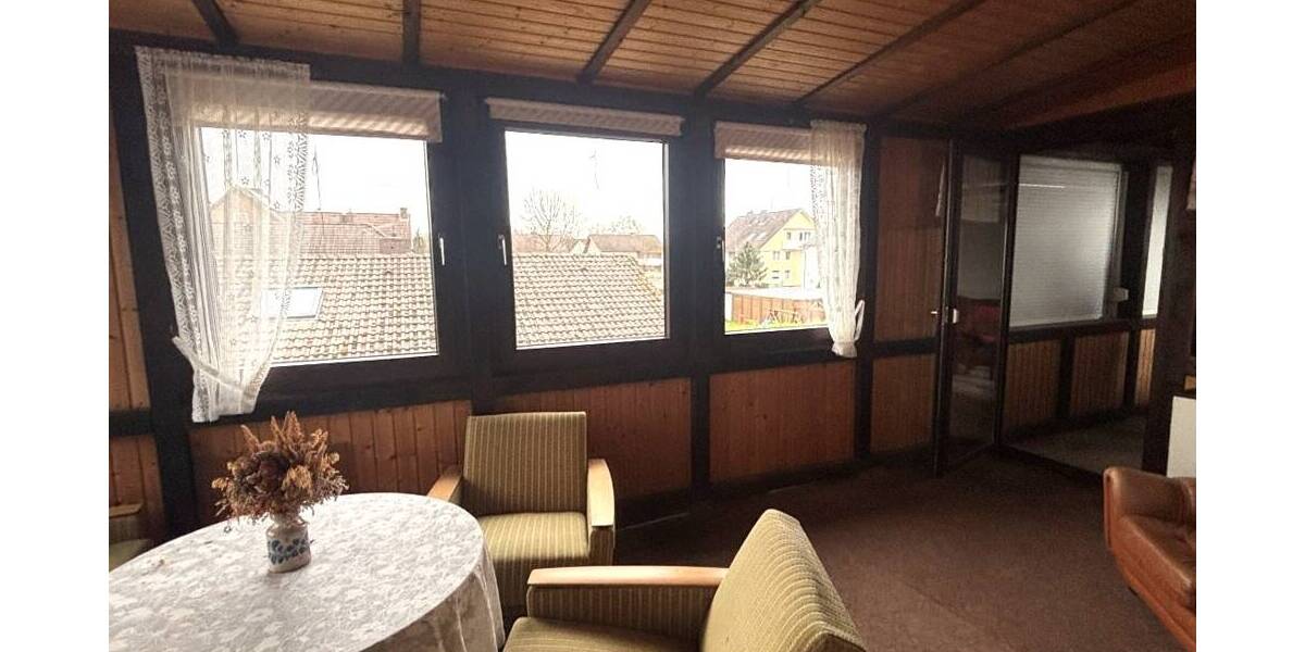 Mehrfamilienhaus, Wohnhaus Rinteln - 6 Zimmer, 175 m&sup2;, 275.000&euro; | Angebot:25800901