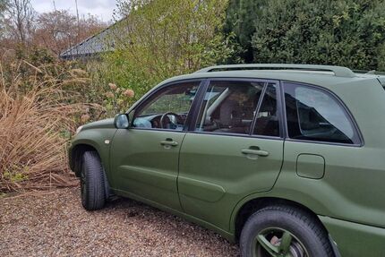 Toyota RAV 4 206.500 km 3.100 &euro; Hille 32479