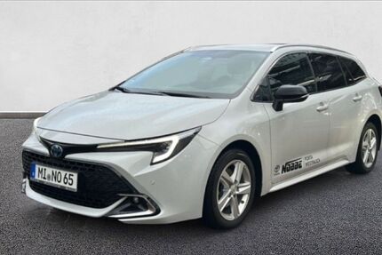 Toyota Corolla 11.000 km 37.990 &euro; Porta Westfalica 32457